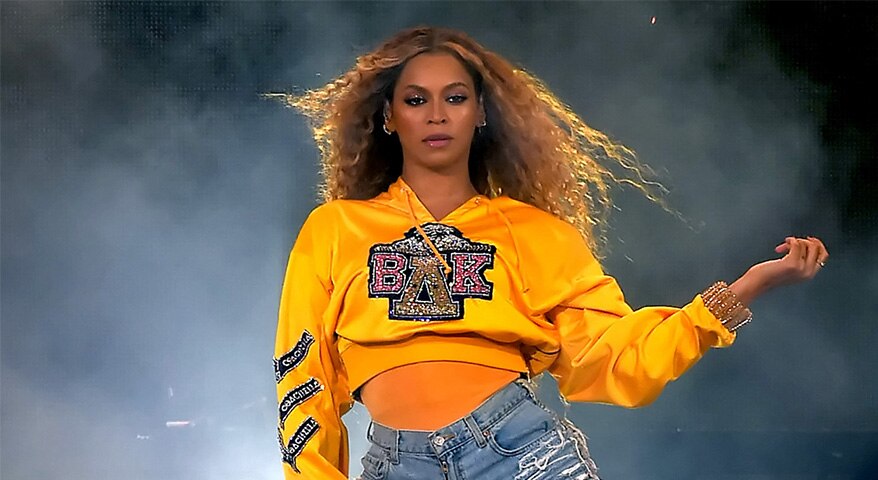 beyoncé performing at yasalam after race concert